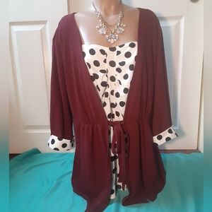 UNBRANDED  BURGUNDY TOP WITH ATTACH BLACK AND WHITE CAMI, SIZE 3XL